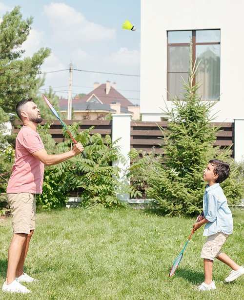 HIRALIY 24 Pack Badminton Birdies, Nylon Durable Shuttlecocks for Backyard & Baseball Batting Practice, Wind Resistant Speed 77 Bulk Yellow Ball Set for Family, Beginners & Outdoor Sports