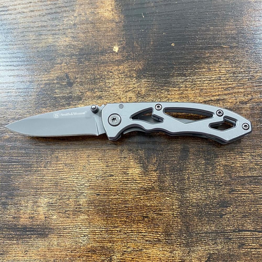 Smith & Wesson Extreme Ops CK6AEU 8.1in S.S. Folding Knife with 3.5in Serrated Drop Point Blade and Aluminum Handle for Outdoor, Tactical, Survival and EDC