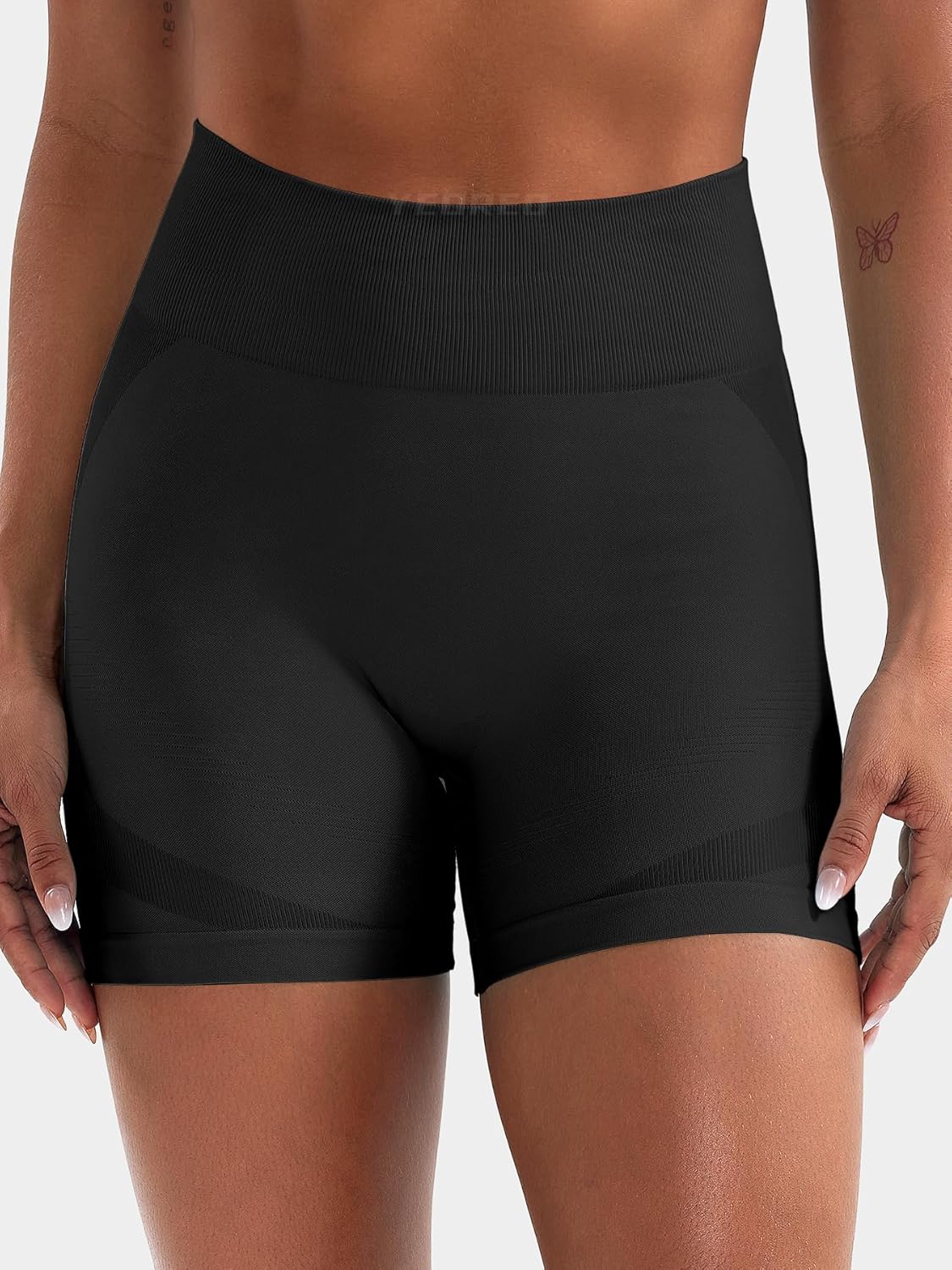 YEOREO Women's Biker Shorts - Seamless Yoga Gym Shorts with Hidden Scrunch | 4.5" No Front Seam