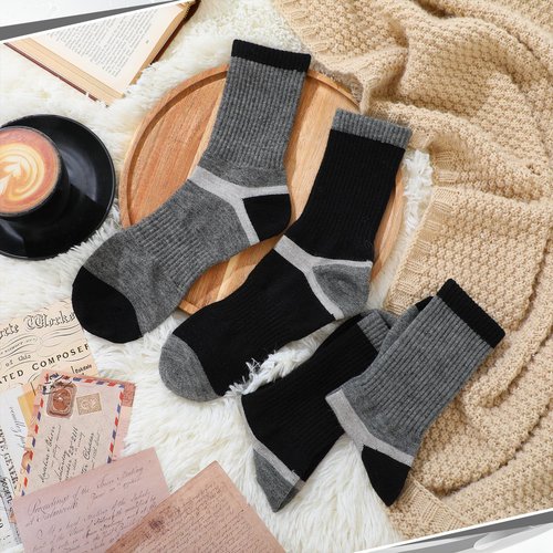 Cutecrop 2 Pairs Alpaca Wool Hiking Socks for Men Women Alpaca Wool Blend Thick Thermal Winter Crew Boot Socks(Dark Gray and Black,8-10)
