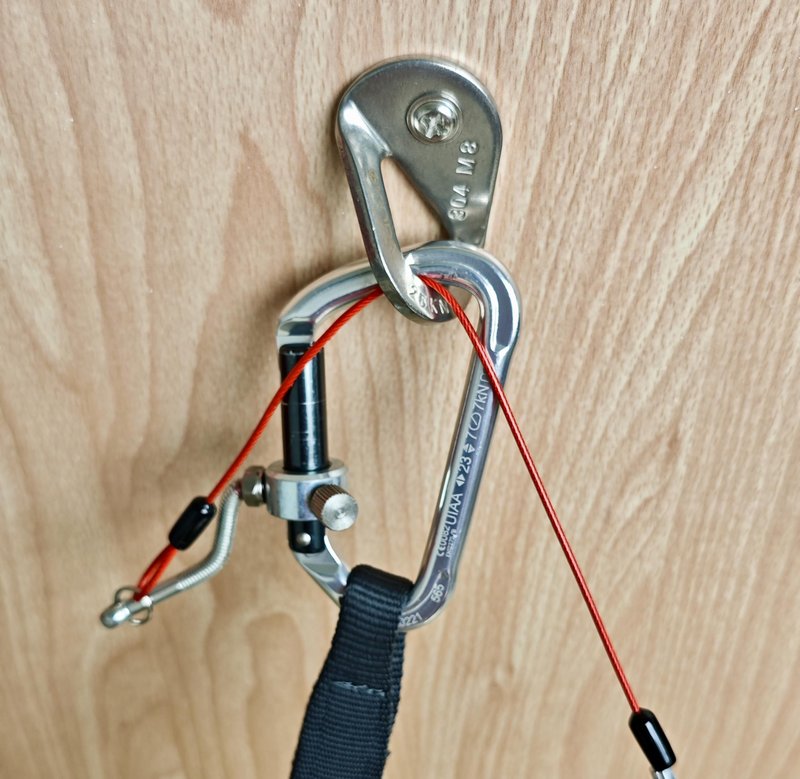 HZUTUZH Climbing Gear Recovery Device - It Provides Climbers a Safe Way to Bail Without Having to Leave Carabiner & Quickdraw on The Crux of The Climb. (Both Solid and Wire Gates)