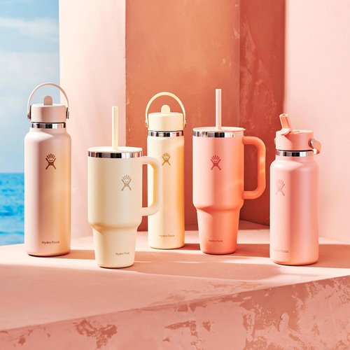 Hydro Flask Travel Tumbler - Insulated Stainless Steel with Handle, Lid & Straw | 40 Oz Sunglow