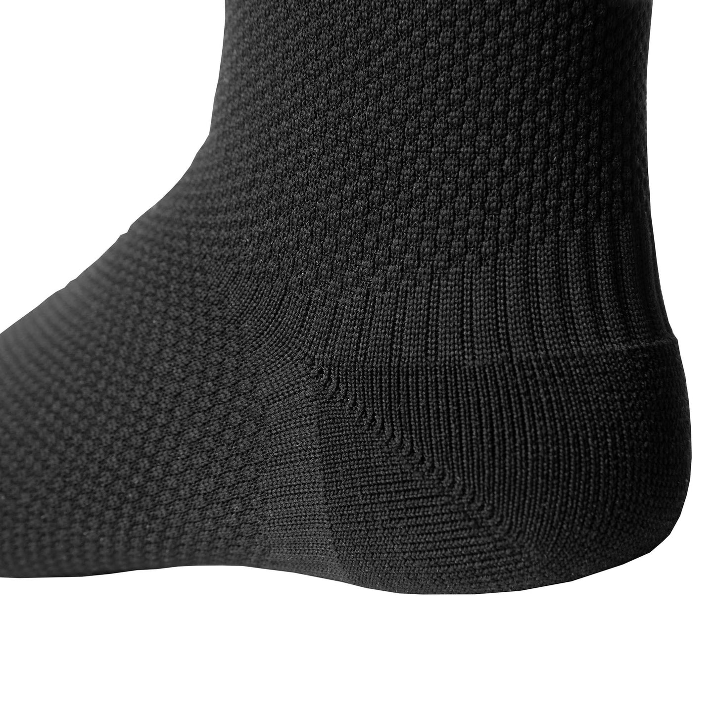 Back on Track Physio Ankle Brace 4-Way Stretch 1407 with Welltex Technology, Black, Medium