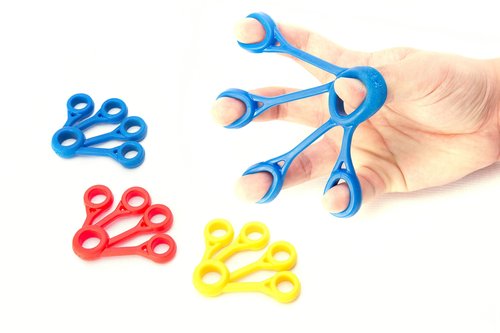 Finger Stretcher Hand Resistance Bands Hand Extensor Exerciser Finger Grip Strengthener Strength Trainer Gripper set for Arthritis Carpal Tunnel Exercise Guitar and Rock Climbing 3 pack(Extensor)