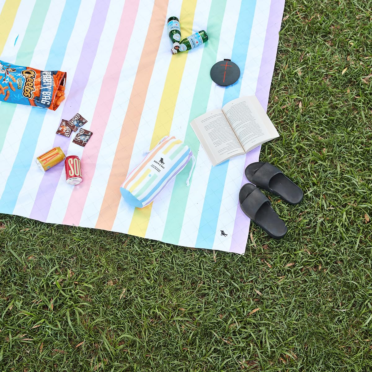Dock & Bay Picnic Blanket - Quick Dry & Water Resistant - 100% Recycled Materials - Large (66x66) - Summer - Unicorn Waves