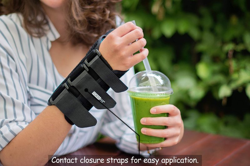 Ossur Formfit Thumb Spica Brace for DeQuervain’s Tendonitis, Arthritis and Gamekeeper’s Thumb | Features Removable Aluminium Stays & Contact Closure Straps | Breathable Material | (Left, Small)