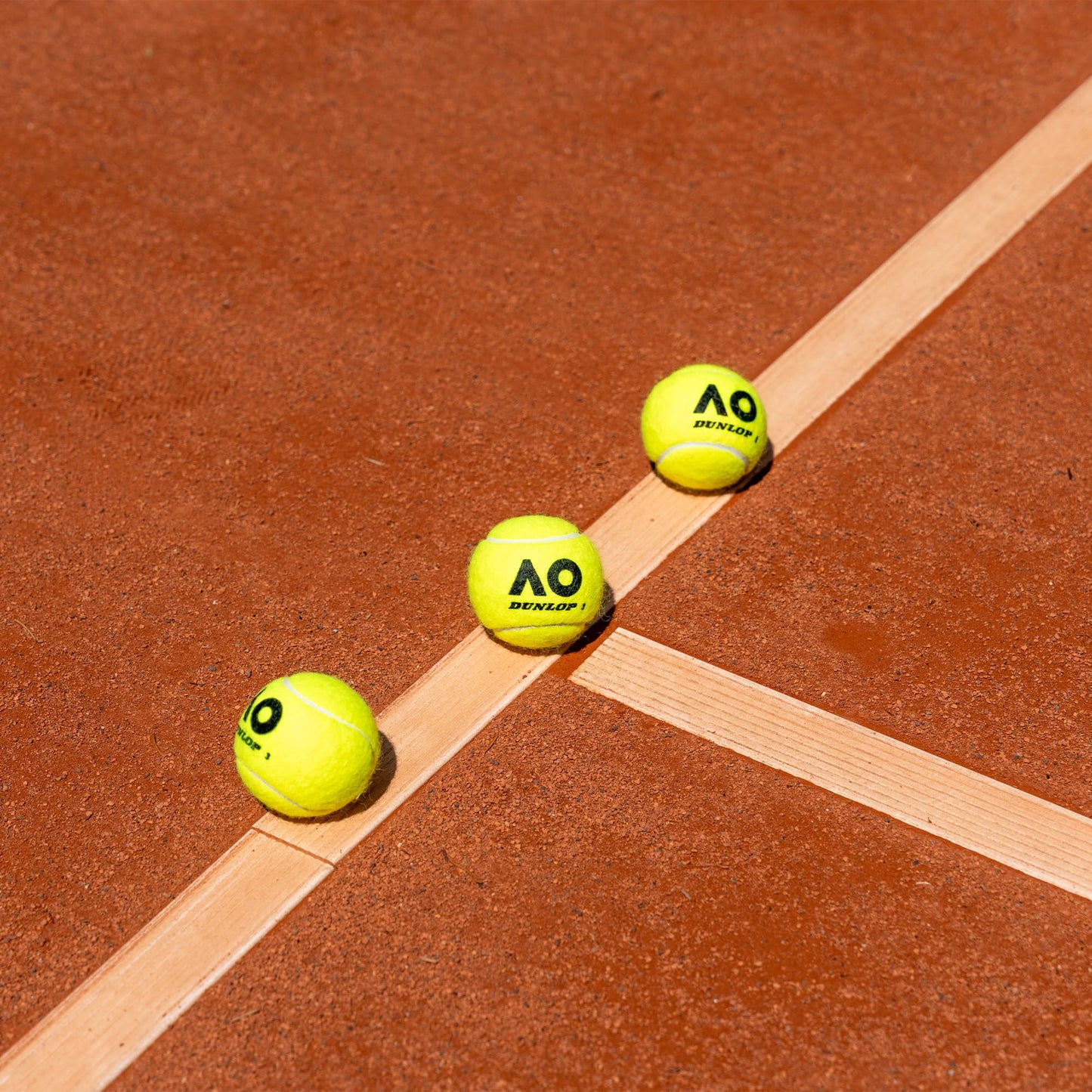 Dunlop Tennis Ball Australian Open - for Clay Court, Hard Court and Turf (3 Balls)