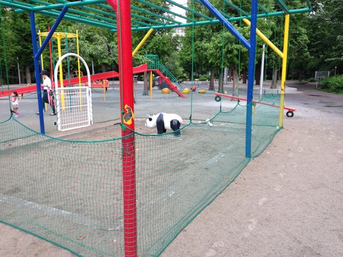 Heavy-Duty Knotted Netting, 25mm Mesh, Green, Fray-Resistant, Cut-to-Size, Multi-Purpose Net, 78.7 x 78.7 in (2 x 2 m)