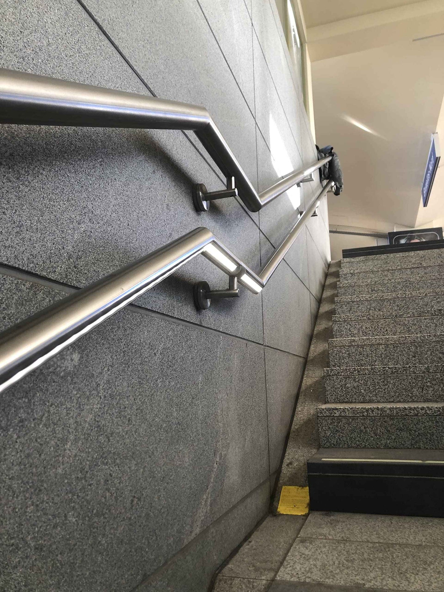 LANGLIER Handrail Brackets for Adjustable Staircase Stair Railing Brackets with Screws (Plane, Black)