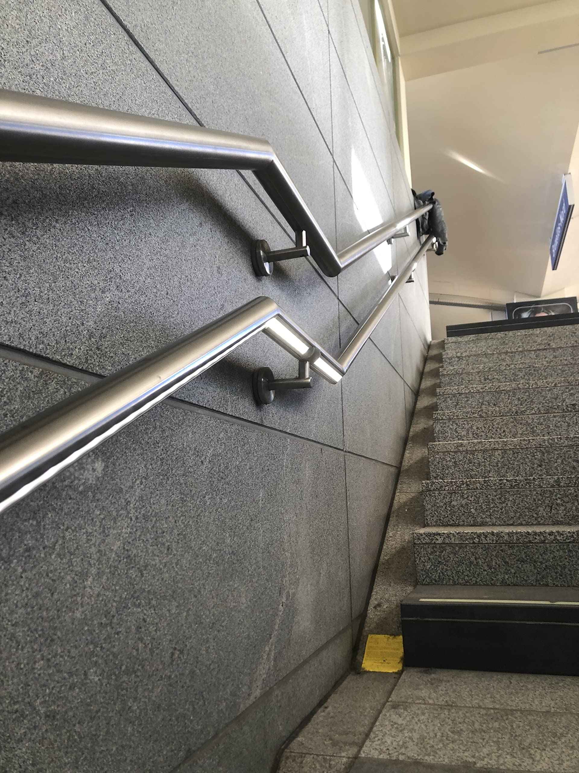 LANGLIER Handrail Brackets for Adjustable Staircase Stair Railing Brackets with Screws (Plane, Black)