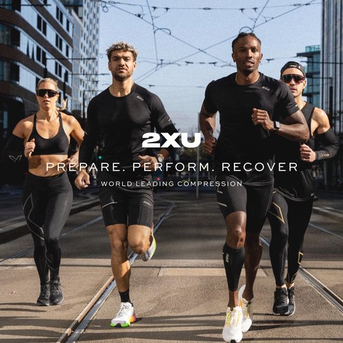 2XU Flight Compression Socks, Black/Black, Large 1