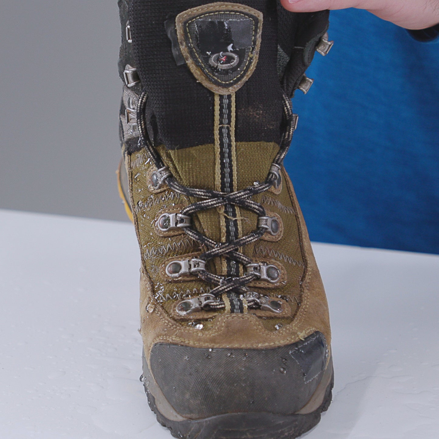 GEAR AID Revivex Nubuck Suede Protector and Fabric Water Repellent for Waterproof Breathable Shoes and Boots, 4 fl oz