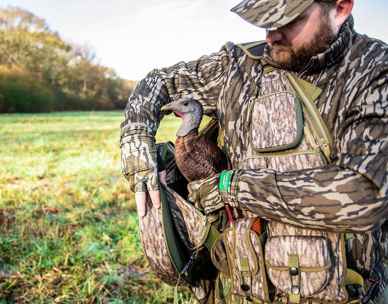 Primos Hunting Photoform Leading Hen Decoy_Turkey Hunting Decoy_69070, One Size