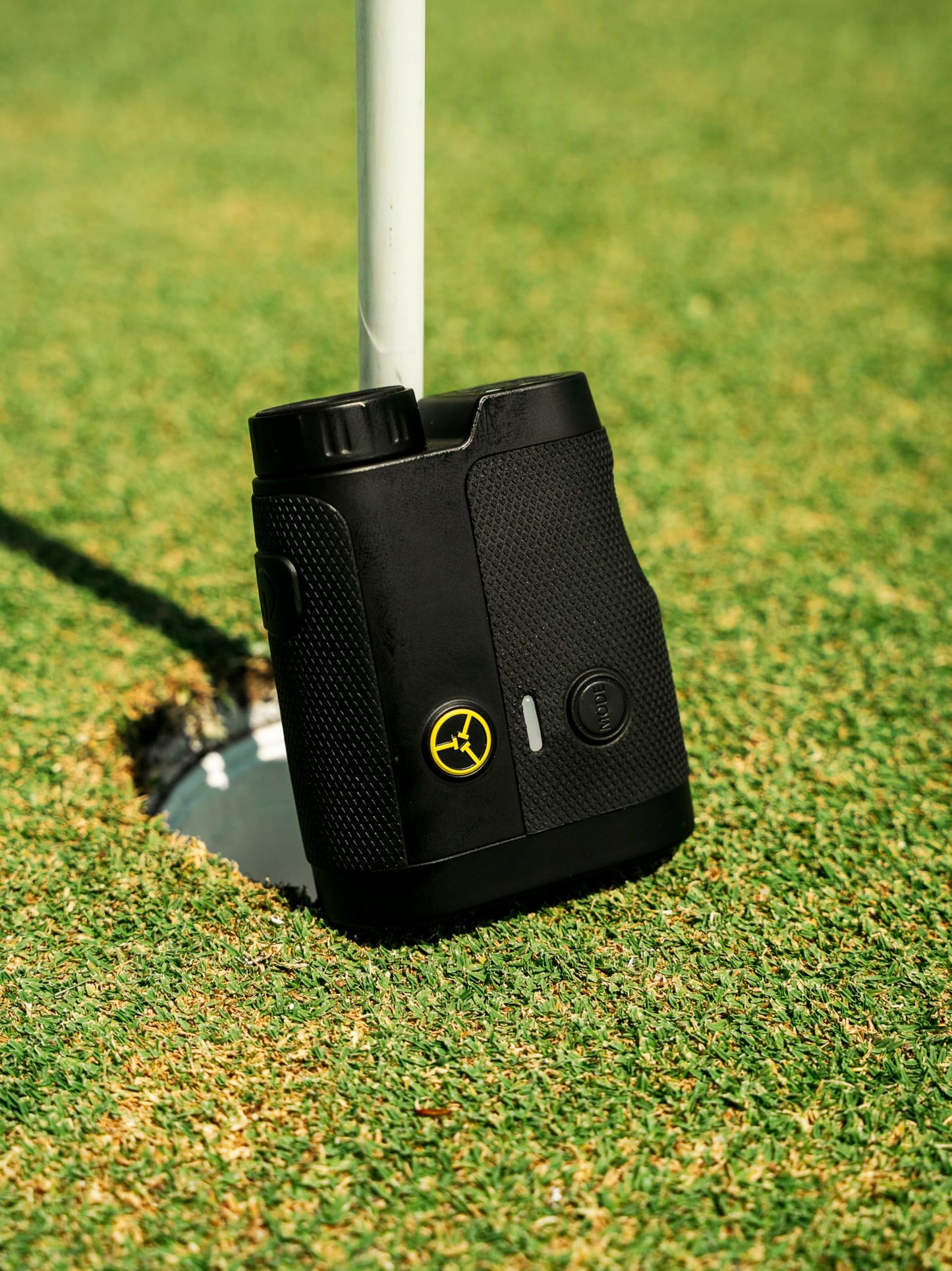 TecTecTec PINM8 Golf Rangefinder with Slope and Pinseeker – High-Precision Laser Range Finder – Black LCD, Target Lock, USB-C – Fast Multi-Distance Scanning – Golf Accessories for Men and Women