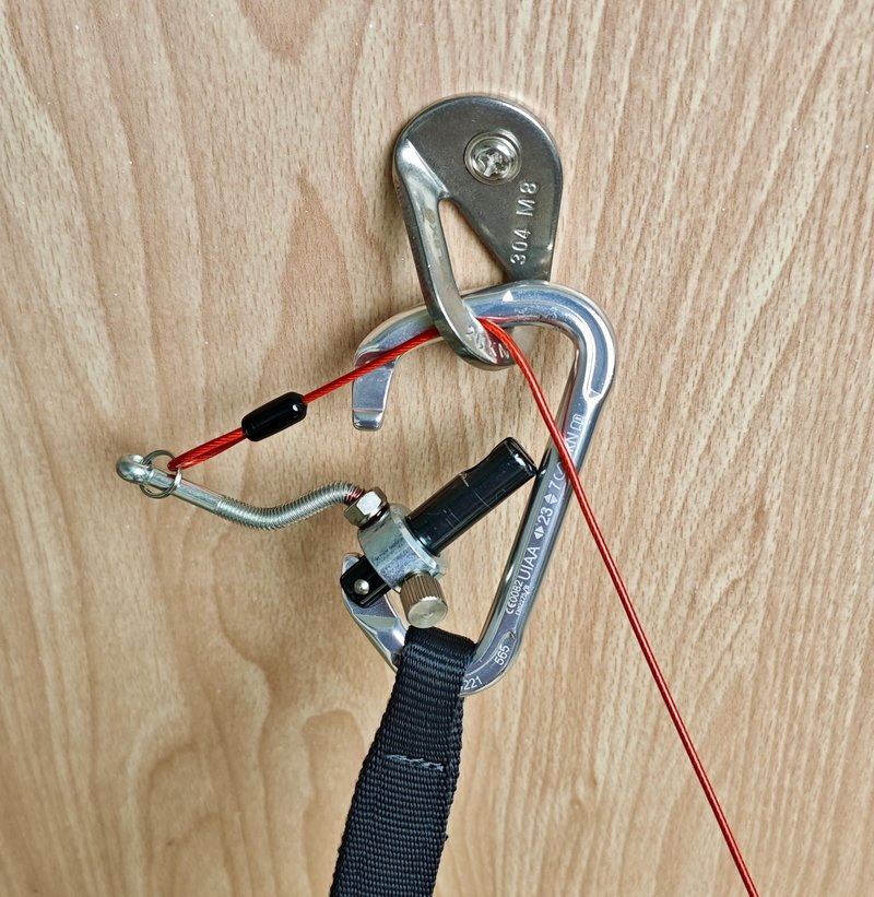 HZUTUZH Climbing Gear Recovery Device - It Provides Climbers a Safe Way to Bail Without Having to Leave Carabiner & Quickdraw on The Crux of The Climb. (Both Solid and Wire Gates)
