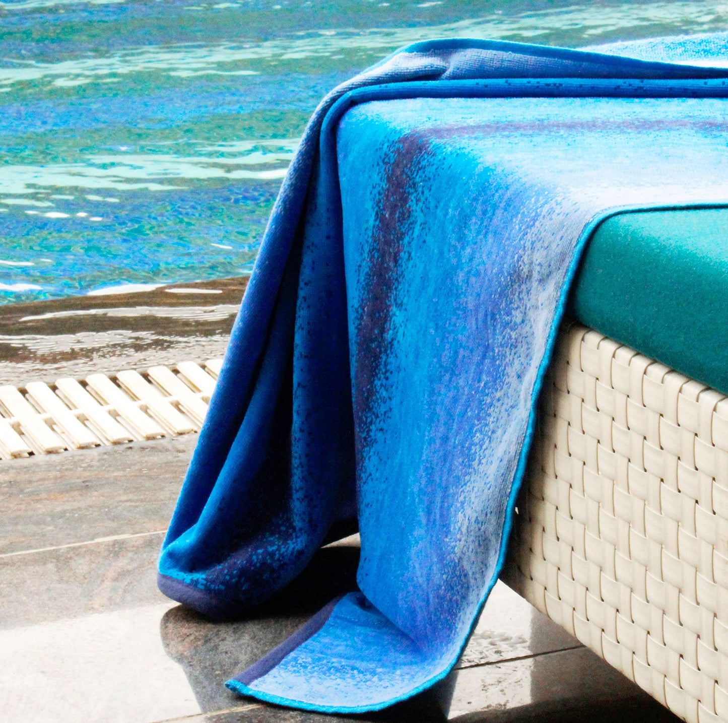 COTTON CRAFT Extra Wide Beach Towel for Two - Oversized 58x68