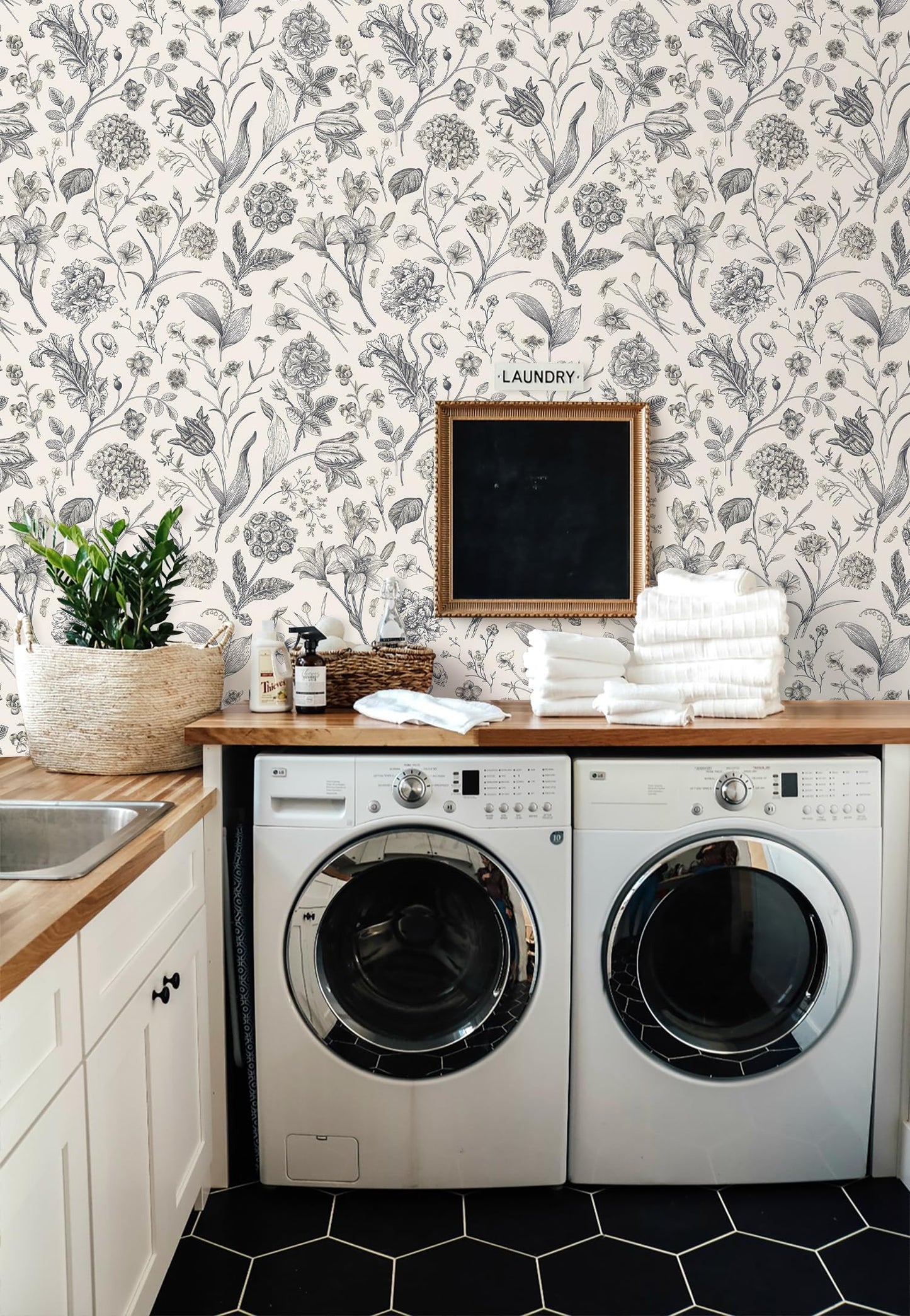 lenify Black and Beige Peel and Stick Wallpaper Botanical Contact Paper 16.9inch x 118.1inch Floral Wall Paper Peel and Stick for Bathroom Bedroom Removable Self Adhesive Wallpaper Decor Vinyl