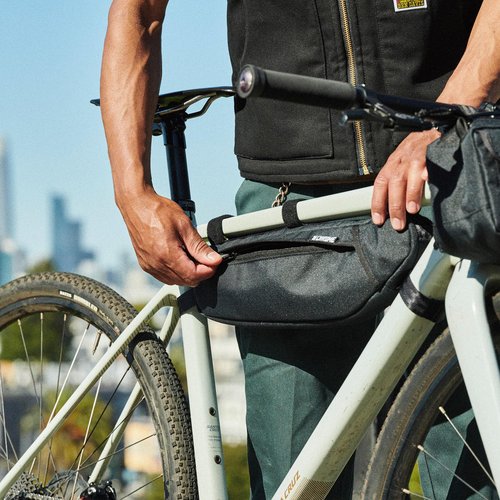 Chrome Industries Holman Frame Bike Bag – Bicycle Storage Accessories for Road Bikes, Commuting, Outdoor, Travel, & Camping – Black, S/M