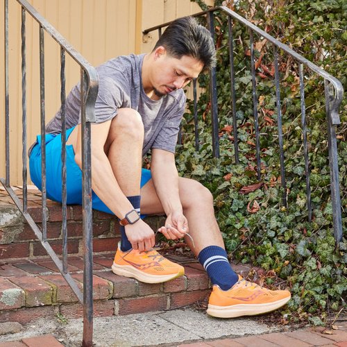 Darn Tough Vermont Men's Element Micro Crew Lightweight Running Socks (Style 1118) - Eclipse, Large