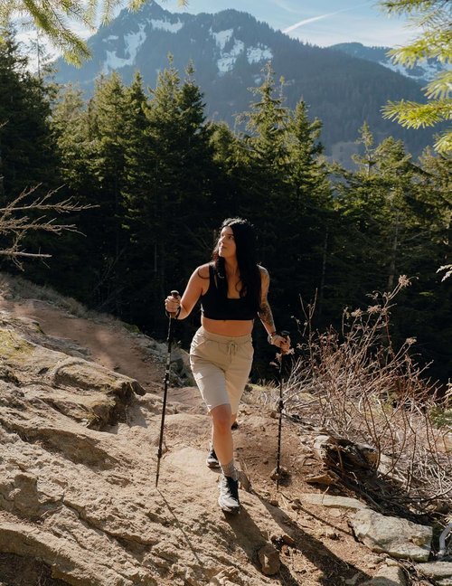 G Gradual Women's Hiking Shorts - Lightweight Quick-Dry Bermuda Shorts with Zipper Pocket | 13" Knee Length