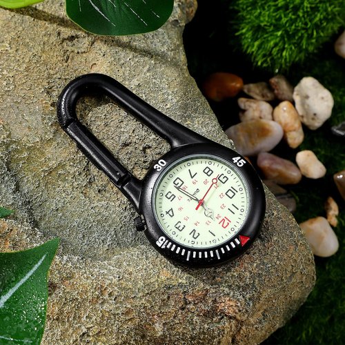 Hemobllo Clip-on Light Alloy Unisex Backpack Buckle Belt fob Watch Black with White dial Ideal for Doctors Climbing (Black)
