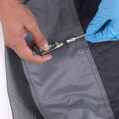 GEAR AID Seam Grip WP Repair Kit - Waterproof Adhesive 0.25 oz with Tenacious Tape Patches (Black & Clear) for Tents, Jackets & Gear Repairs