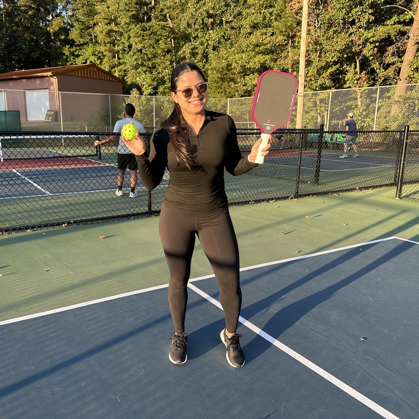 Pickleball Paddle,Pickleball Paddles-3K Raw Carbon Fiber Textured Surface with Great Grit & Spin,T700 Carbon Fiber Racket with Excellent Power,Control & Balance,USAPA Approved (Pink-White 16mm)