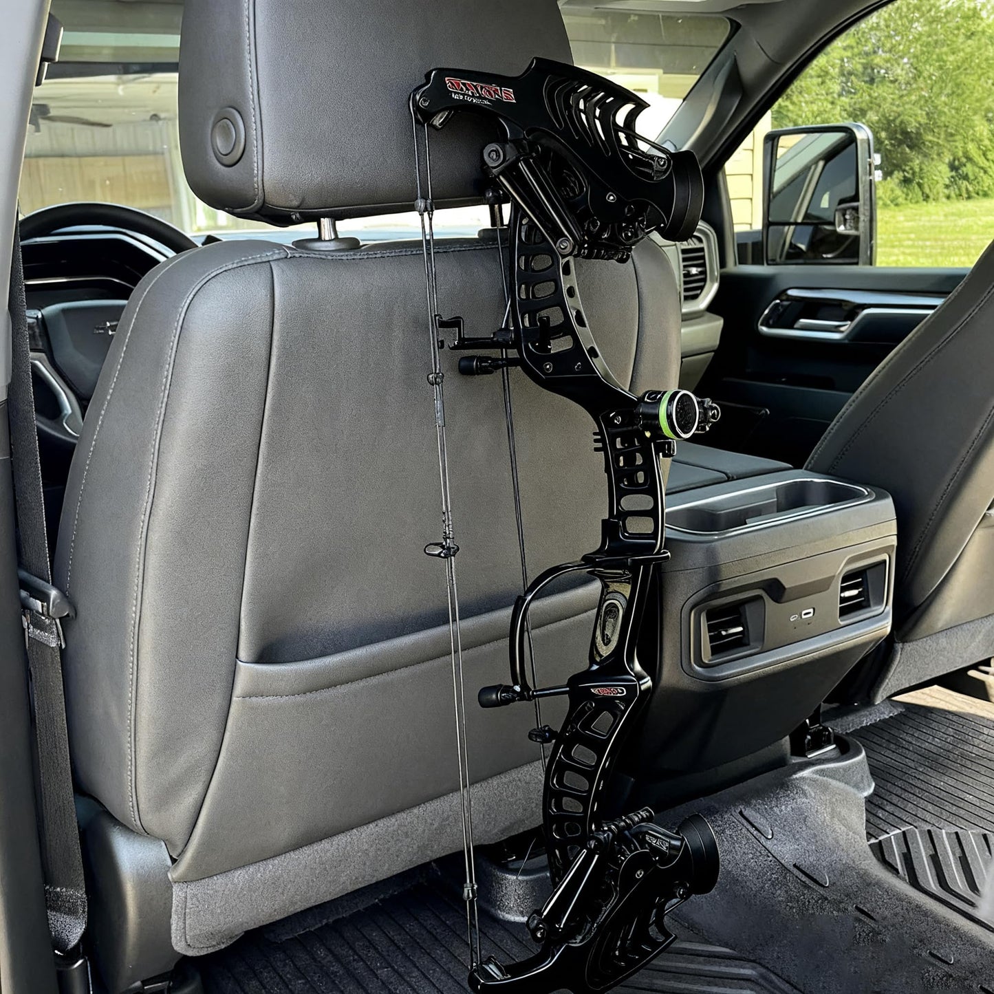 Metal Bow Hanger for Truck, Archery Hunting Shooting Bracket Headrest Mount,Universal Compound Bow Holder for Vehicle Storage and Hunting Transport