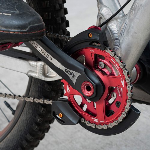 Funn Zippa DH Chain Guide, ISCG05 Interface, BSA Adapter Included, 32T-38T, Mountain Bike Chain Protector (Black)