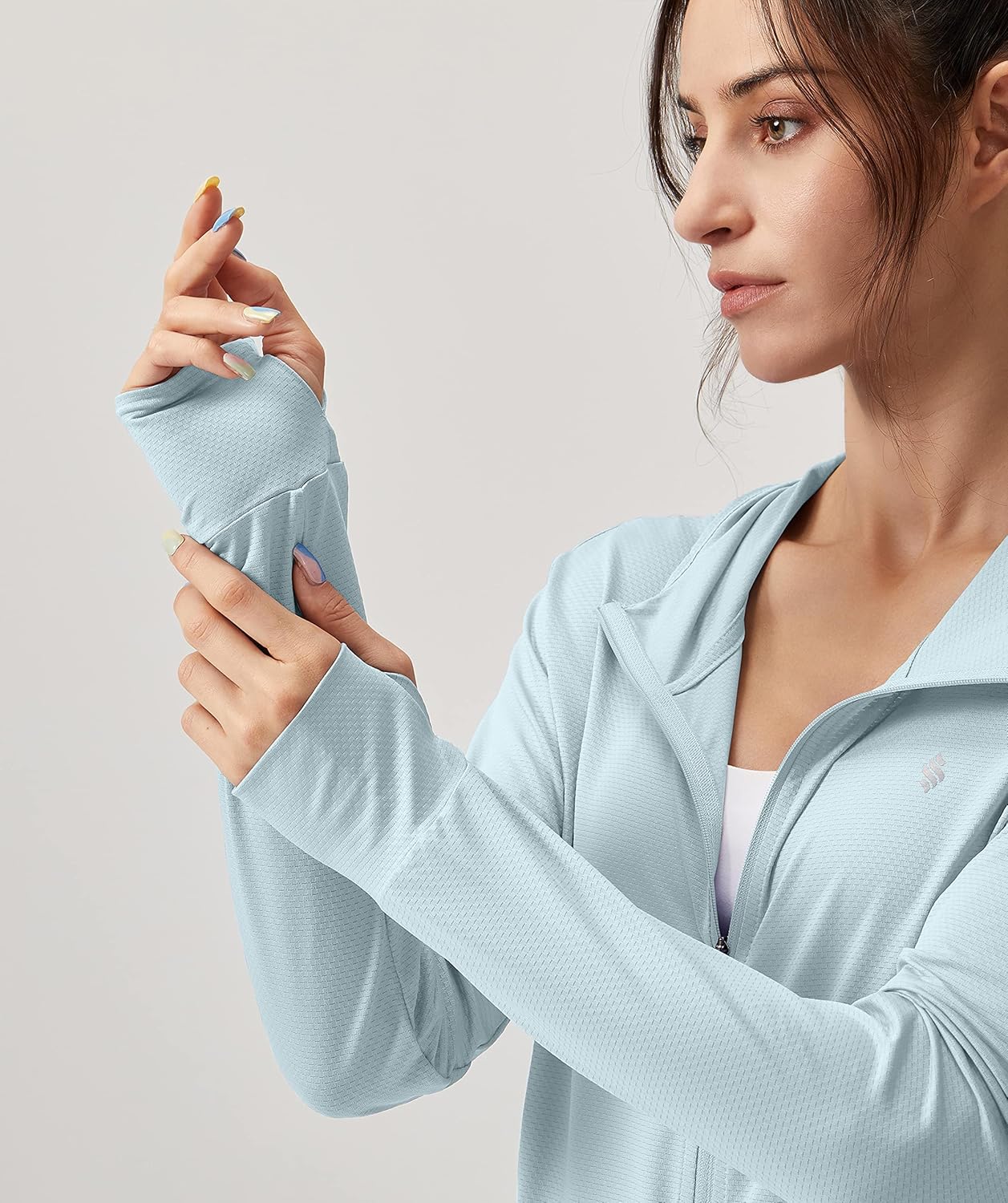 Soothfeel Women's Lightweight UPF 50+ Sun Protection Hoodie Jacket - Long Sleeve with Pocket for Outdoor Activities