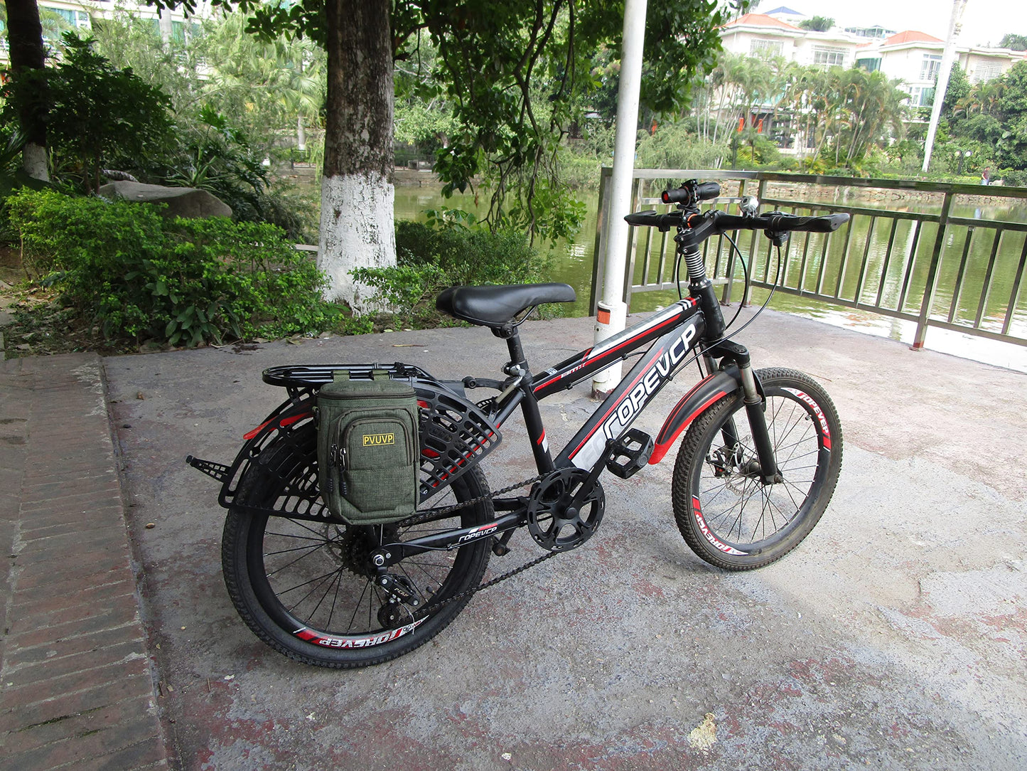 PVUVP Multifunctional 2.8L Bike Bag - Waterproof Front Bag for Road Bikes, Commuting, Outdoor, Travel & Camping