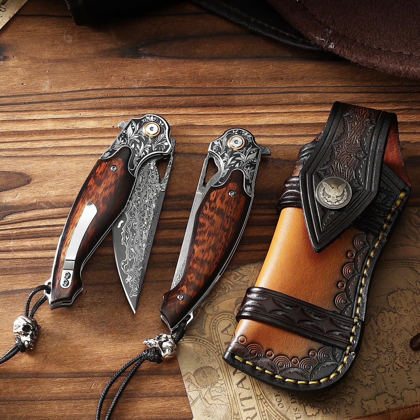 Handmade Men's and Women's EDC Pocket Knife，Damascus Steel Folding Knife，Features a leather sheath and pocket clip.Non-slip wooden handle，For mountaineering trips, outdoor adventures, and jungle camping