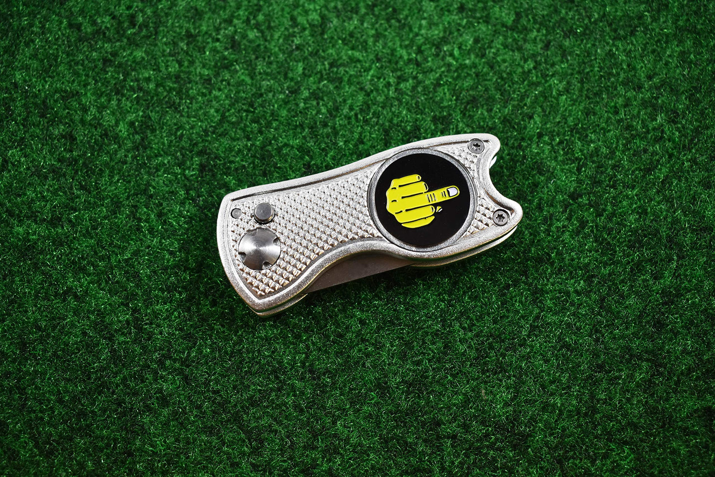 Andoji Golf Divot Repair Tool with Funny Ball Markers – Great Golf Gifts – Durable and Stylish Golf Divot Tool – Must-Have Golf Accessories – Unique Divot Repair Tool – Middle Finger (Silver)
