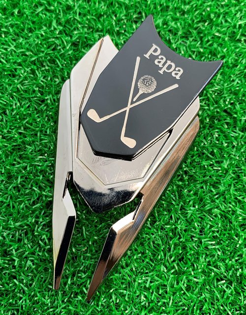 The Quintessential Hostess PAPA Engraved Golf Divot Tool and Ball Marker (Black)