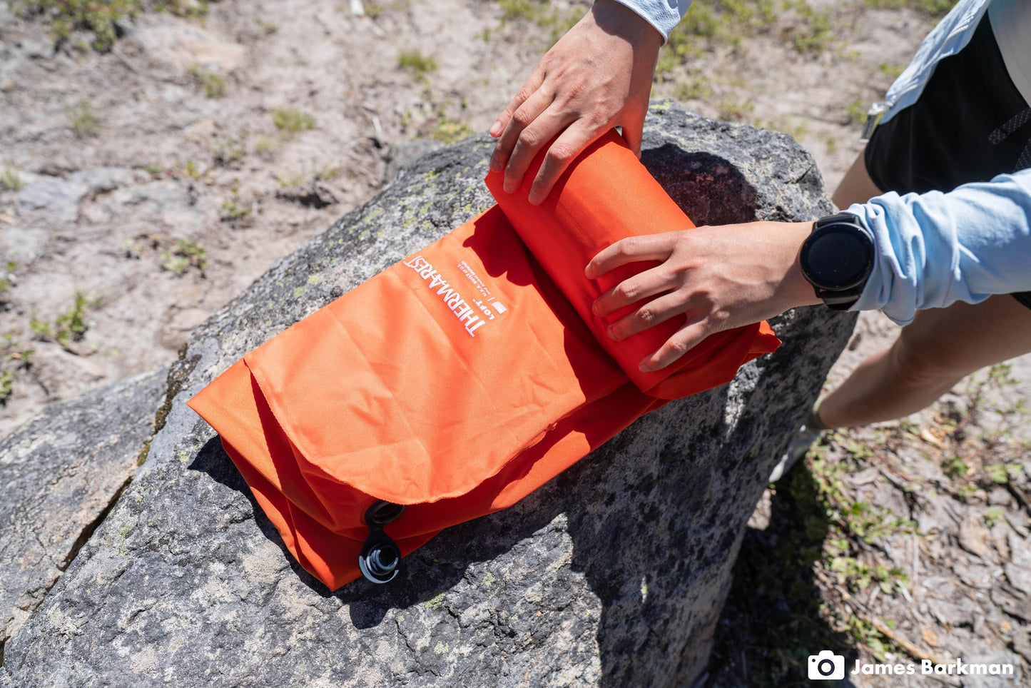 Therm-a-Rest NeoLoft Lightweight Backpacking Sleeping Pad, Regular Wide