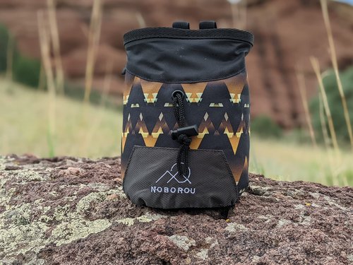 Noborou Chalk Bag for Rock Climbing | Bouldering Chalk Bag | Large Zippered Pocket | Adjustable and Removable Belt (Dusk)