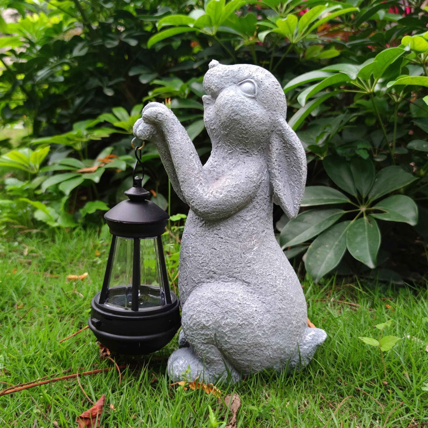 VIOYOUNS Rabbit Solar Garden Outdoor Statues,Resin Rabbit Figurine Decorations with Solar Lights Lantern, Outdoor Resin Bunny Decor for Lawn,Yard, Unique Housewarming Gift for Garden Home