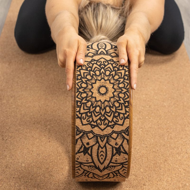 Myga Yoga Wheel,Exercise Prop for Back Pain, Yoga Poses, Pilates, Stretches, Backbend Inversions and Bridge Position,Improves Flexibility, Balance and Core Strength