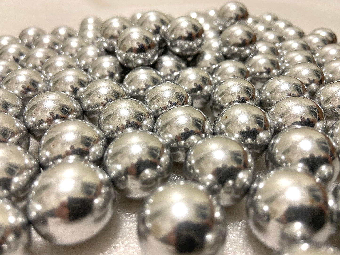 Alien Play 100 X 43 Cal Aluminum Balls for Self Defense and Target Practice, Solid Hard .43 Caliber Alu Paintballs Fit for T4E Walther PPQ/ TPM1 and Glock17/G17 (Silver)