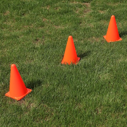 CARTMAN Agility Training Cones - Set of 12/24 | 9" or 12" or Disc | Perfect for Indoor/Outdoor Events